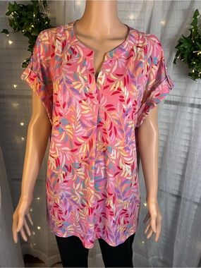 Dear Scarlett Women’s Pink Printed Short Sleeve Tunic Top
